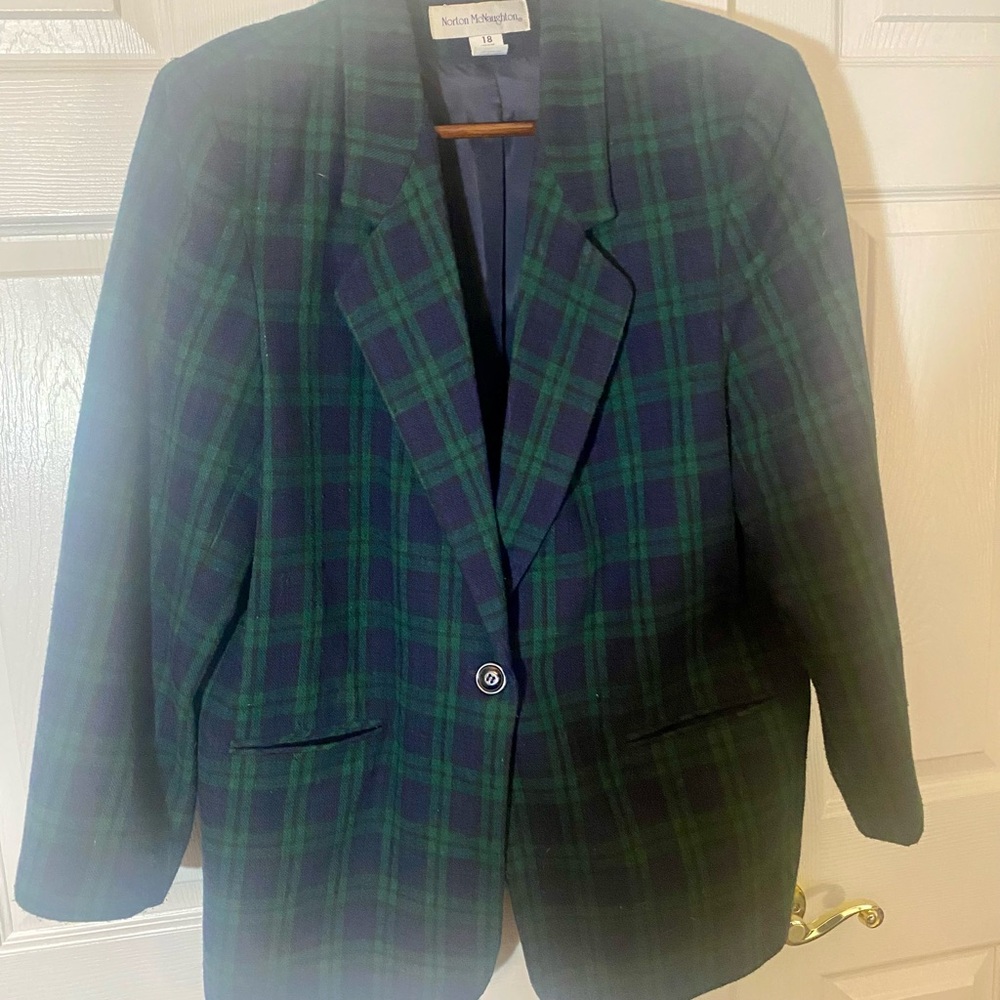 Vintage wool  Norton McNaughton Plaid Blazer in Green and Blue lined,  30% wool,